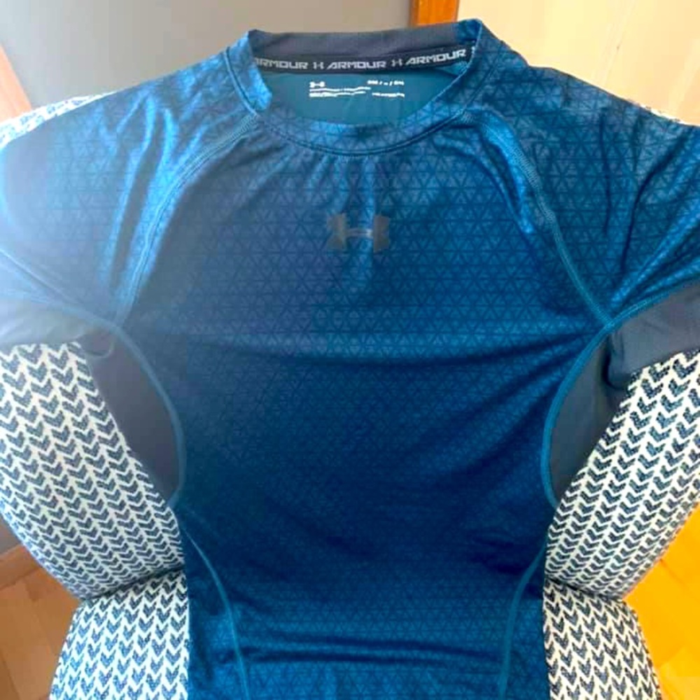 Men’s compression shirt